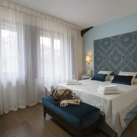 Alma Domus Hotel *