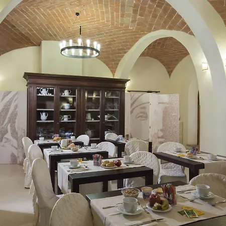 Hotel Alma Domus Siena