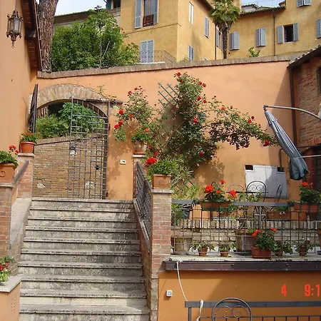 Hotel Alma Domus