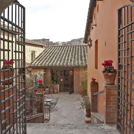 Alma Domus Hotel Siena